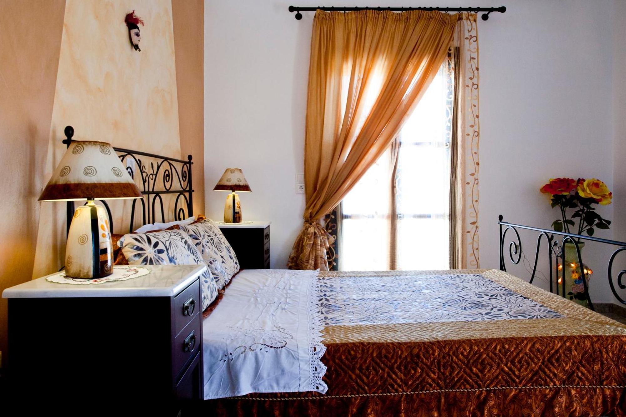Villa Koronios Тира Экстерьер фото