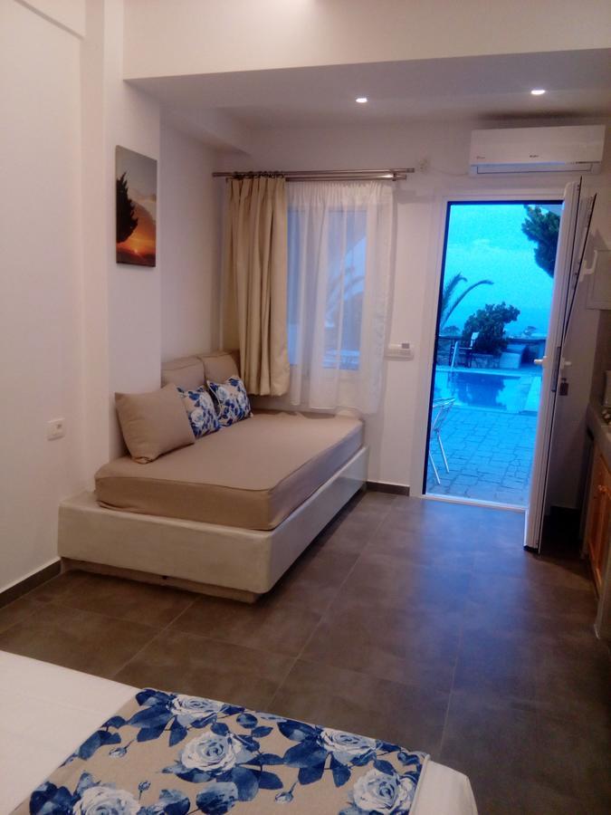 Villa Koronios Тира Экстерьер фото