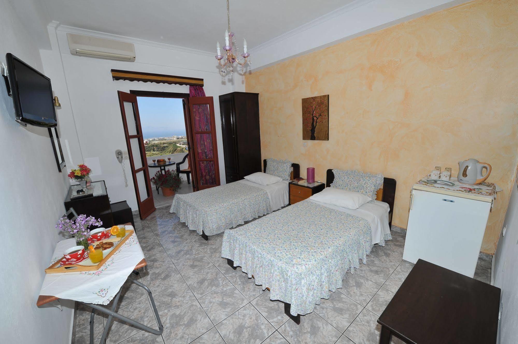 Villa Koronios Тира Экстерьер фото